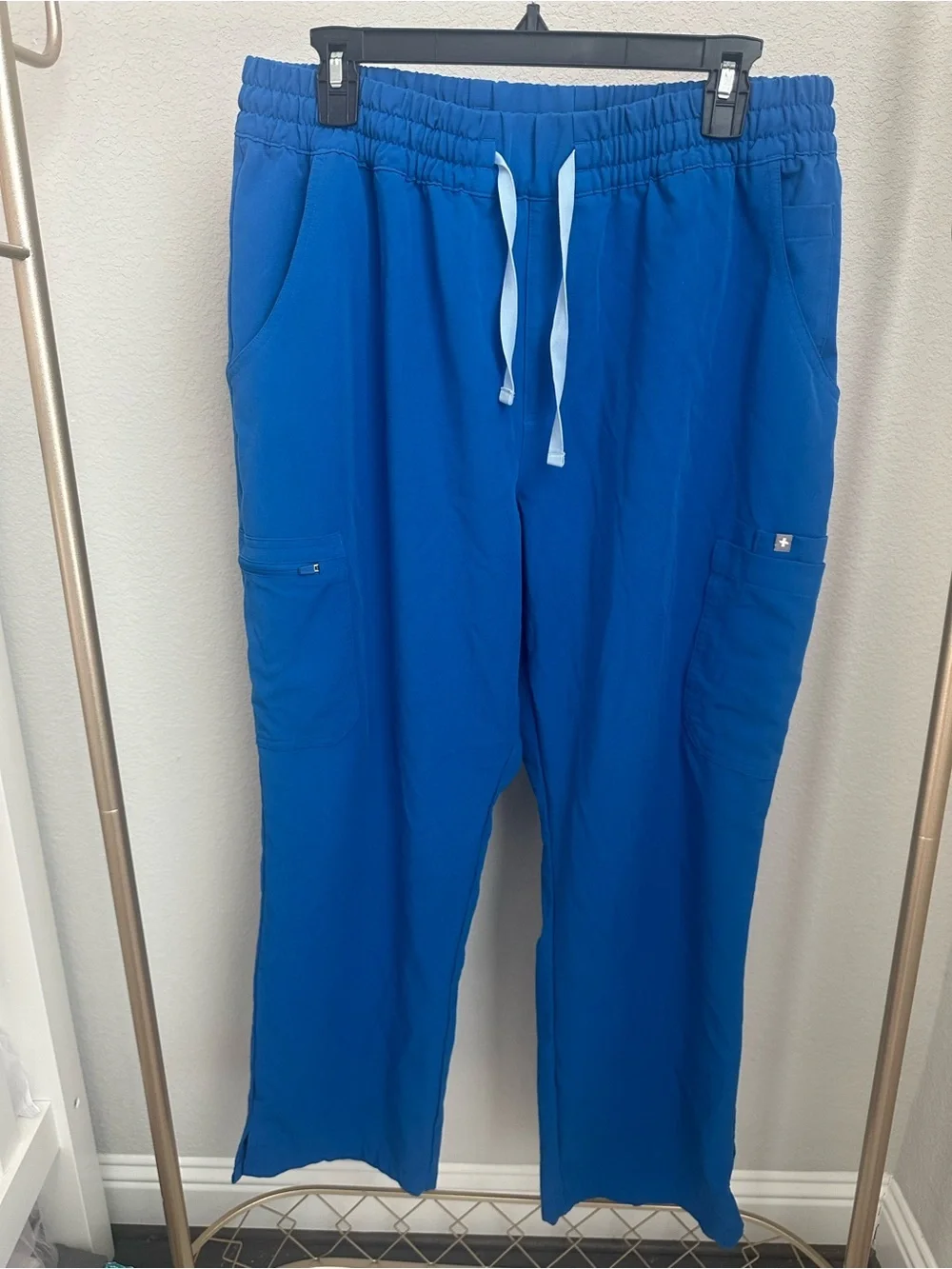 Figs Men’s Royal Blue Cairo Cargo Scrub pants